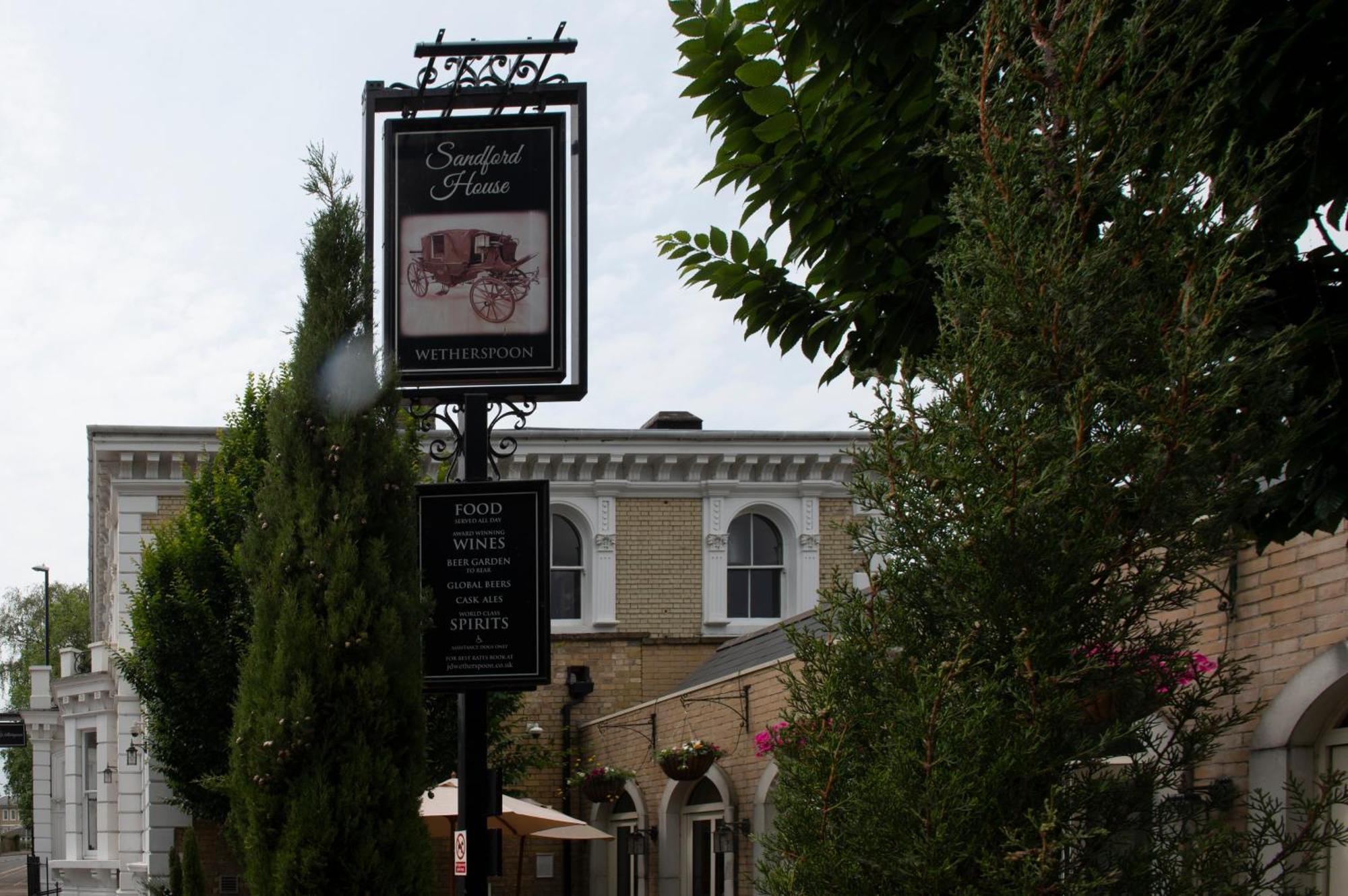 Sandford House Hotel Wetherspoon Huntingdon Ngoại thất bức ảnh