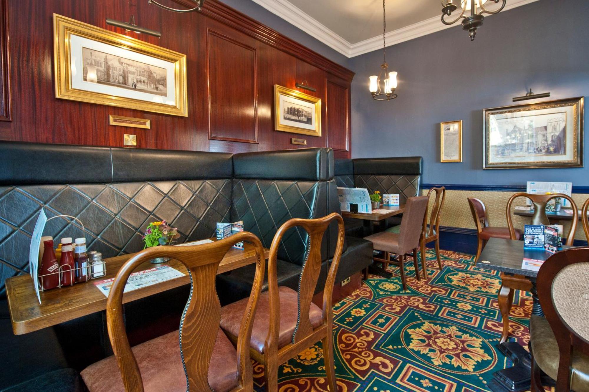 Sandford House Hotel Wetherspoon Huntingdon Ngoại thất bức ảnh