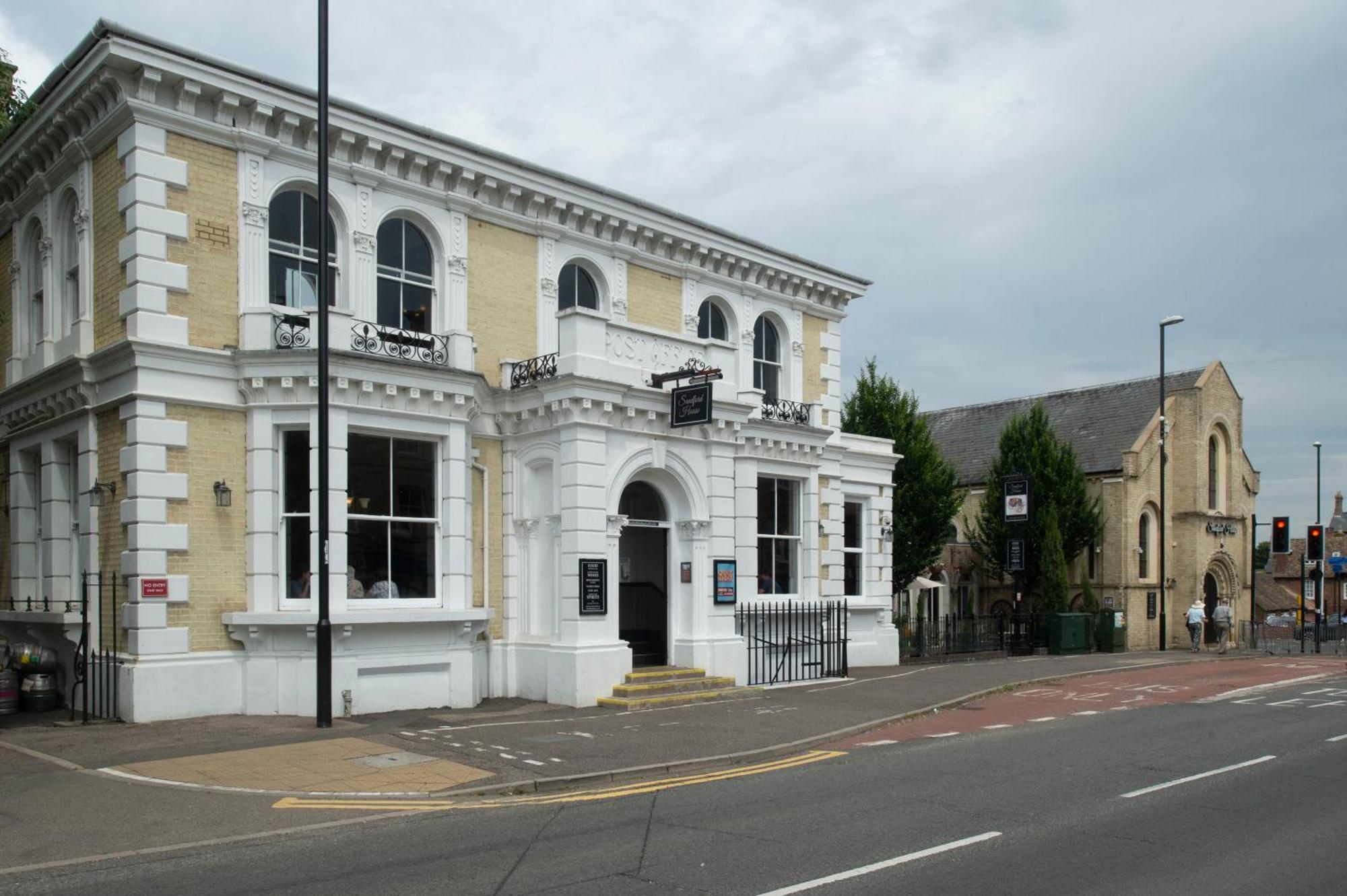 Sandford House Hotel Wetherspoon Huntingdon Ngoại thất bức ảnh