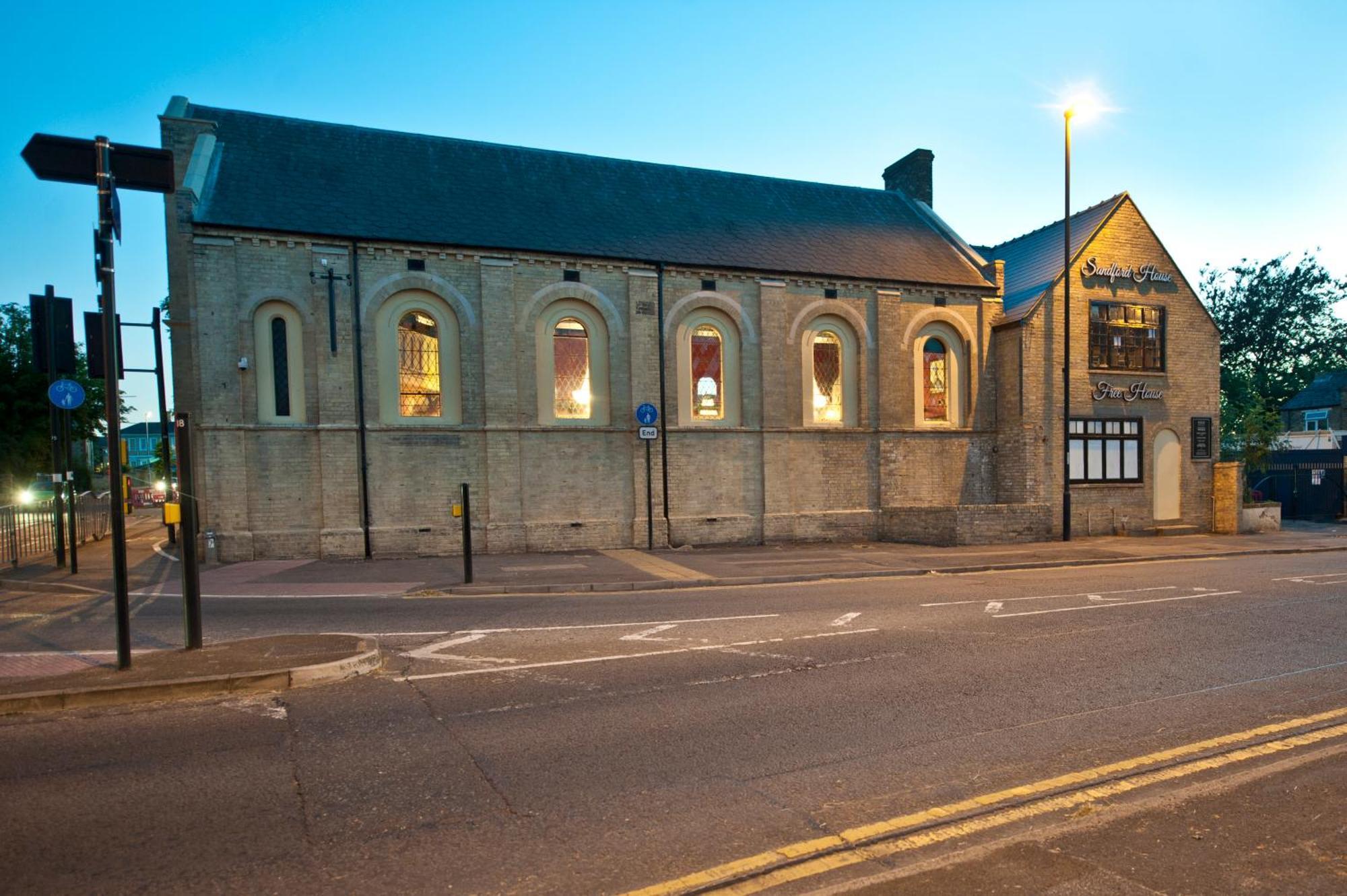 Sandford House Hotel Wetherspoon Huntingdon Ngoại thất bức ảnh