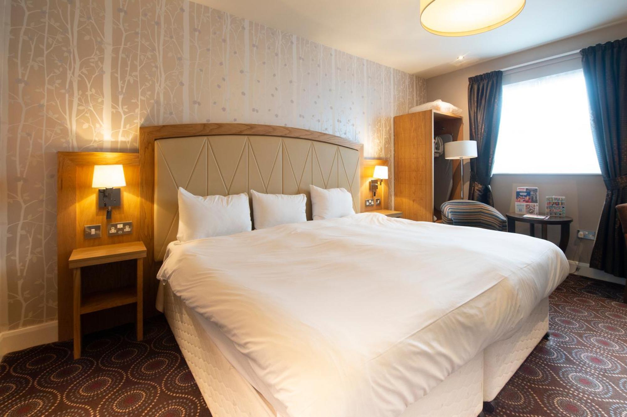 Sandford House Hotel Wetherspoon Huntingdon Ngoại thất bức ảnh