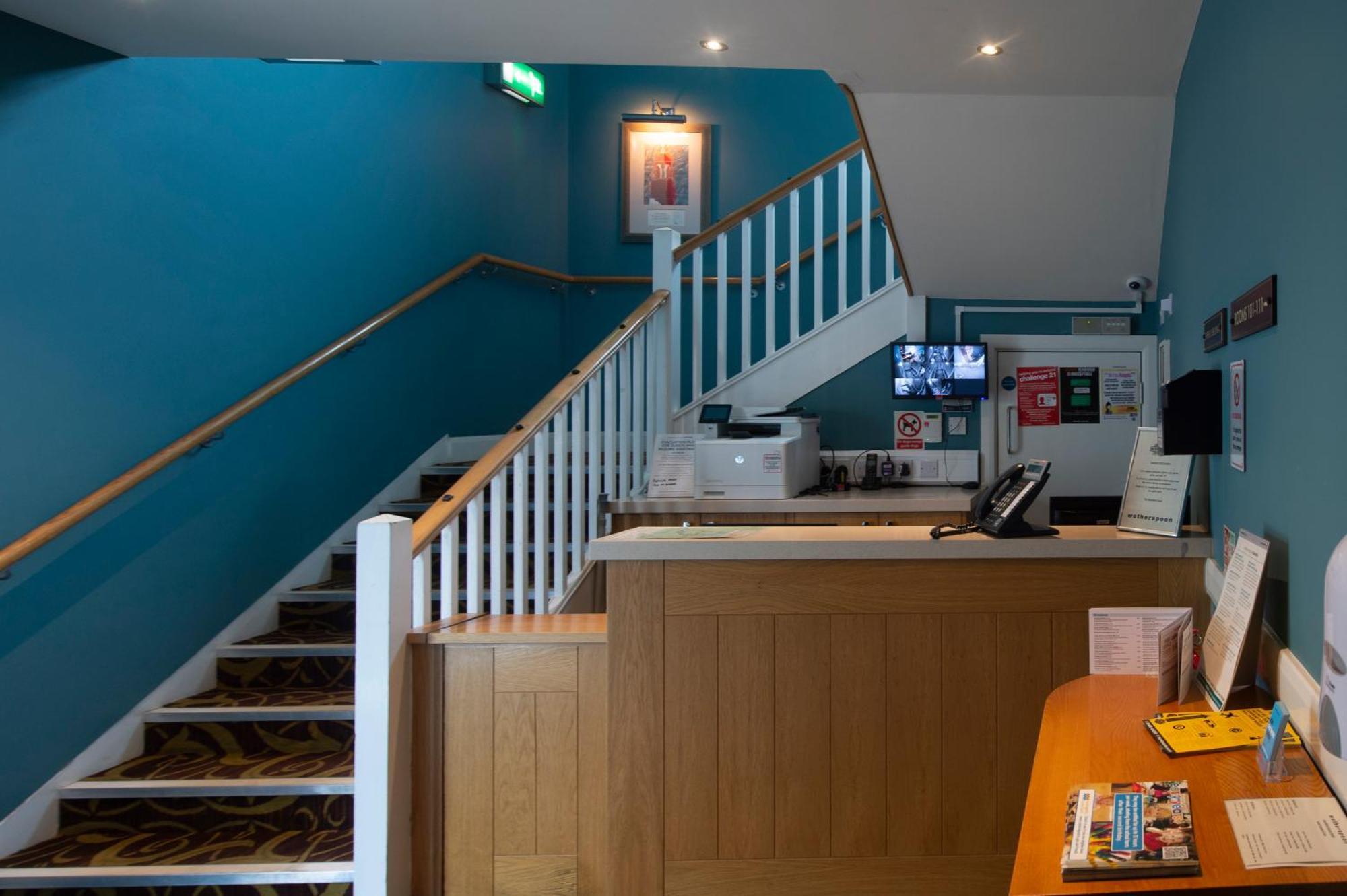 Sandford House Hotel Wetherspoon Huntingdon Ngoại thất bức ảnh